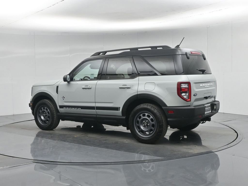 Certified 2024 Ford Bronco Sport Outer Banks w/ Tech Package image 17