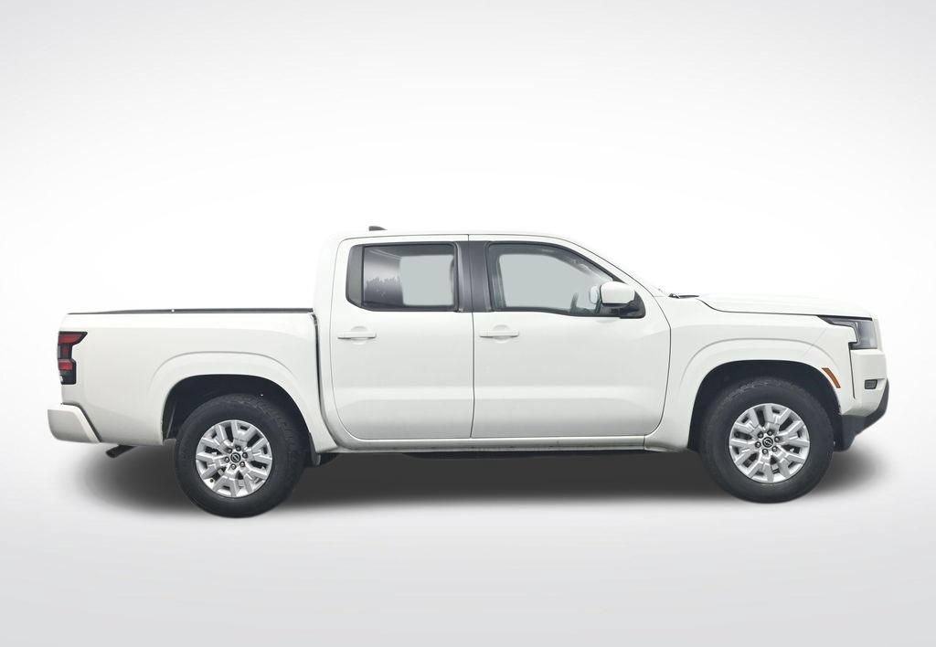 Used 2022 Nissan Frontier SV RWD image 4