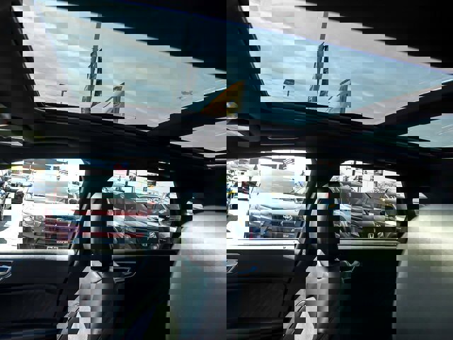 Certified 2023 Ford Edge ST-Line image 12