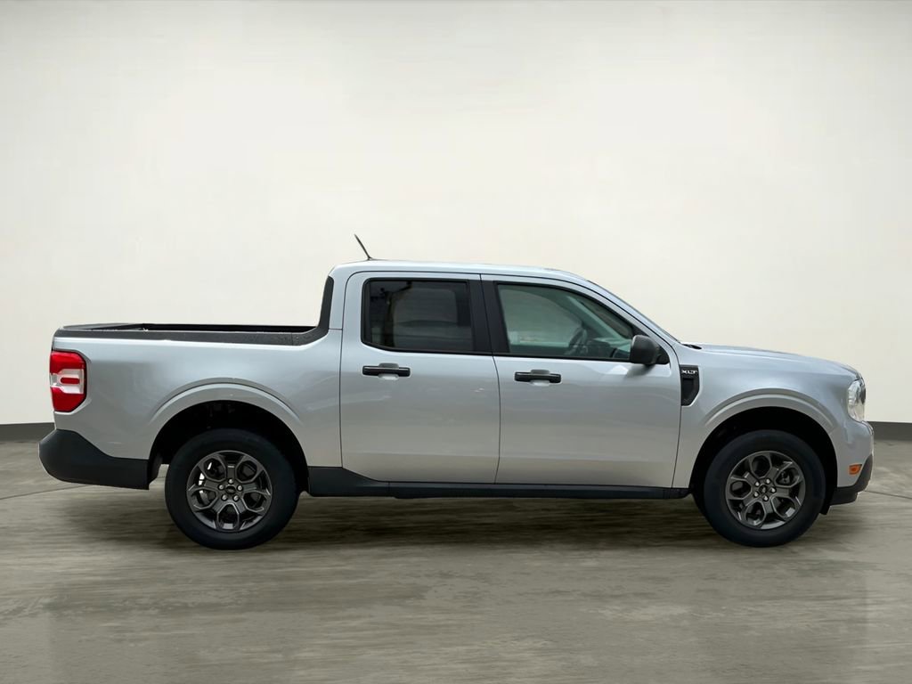 Certified 2022 Ford Maverick XLT w/ Equipment Group 300A Standard AWD/4WD image 8