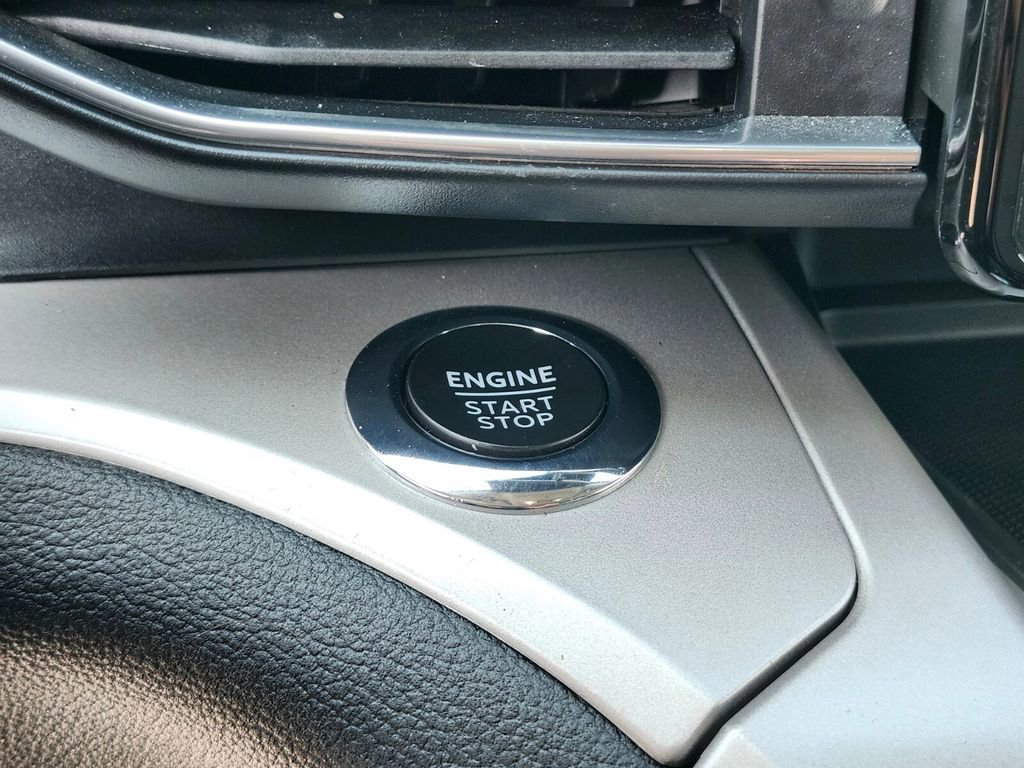 Certified 2023 Ford Explorer XLT w/ Equipment Group 202A image 25