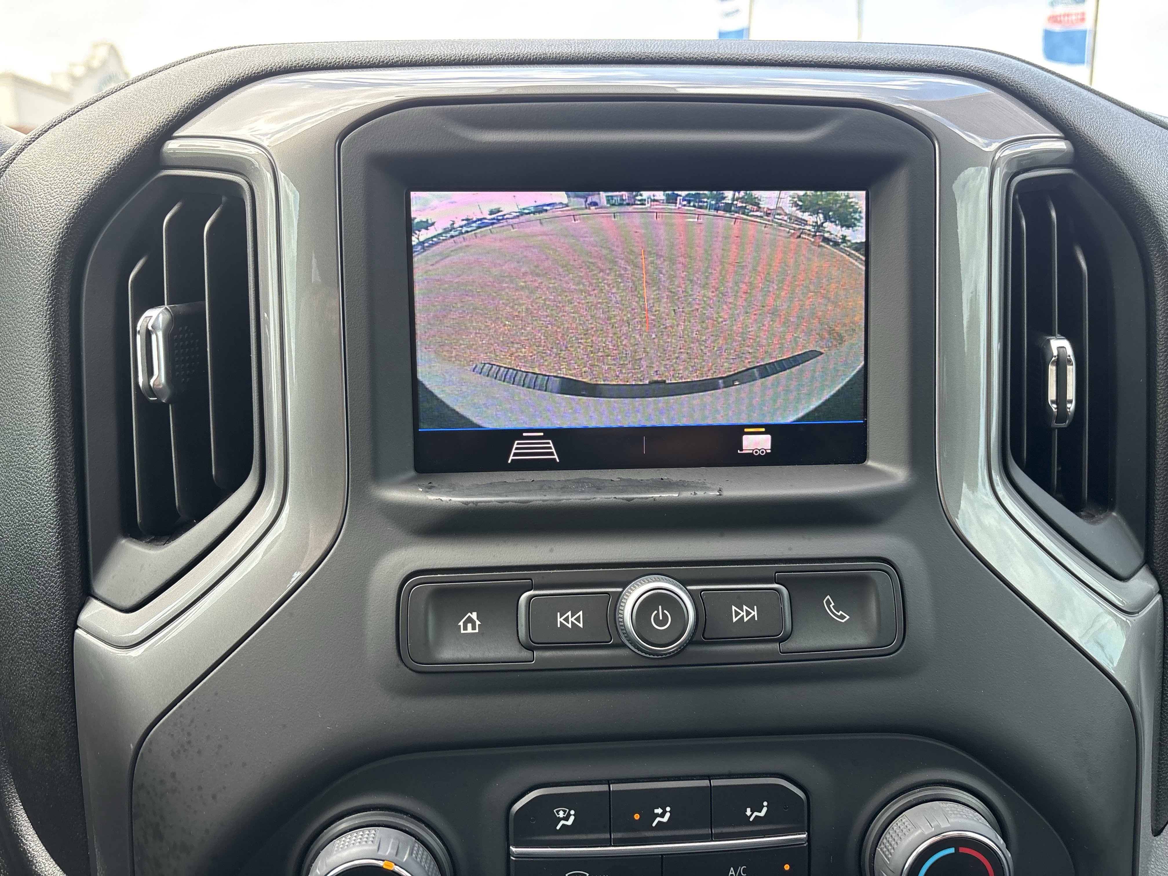 Used 2022 Chevrolet Silverado 2500 Custom w/ Custom Value Package image 32