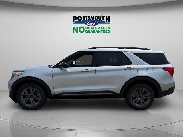 Certified 2023 Ford Explorer XLT w/ Equipment Group 202A AWD/4WD image 2