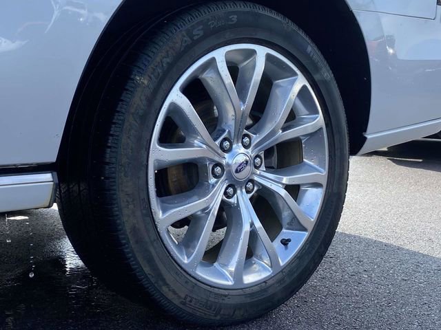 Certified 2018 Ford Expedition Platinum RWD image 11