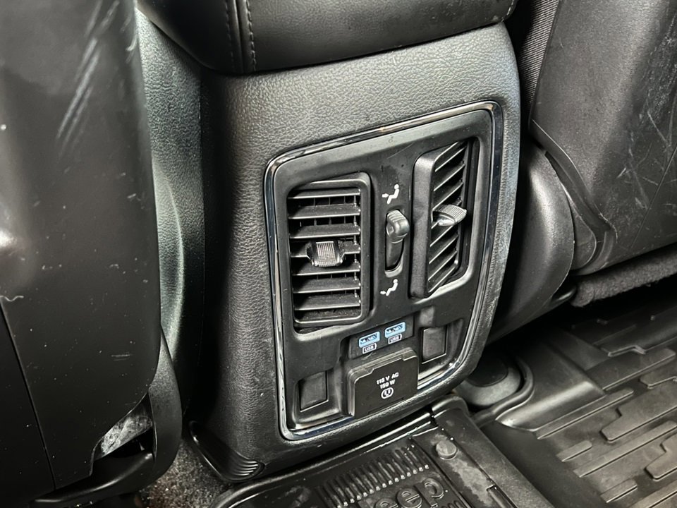 Used 2021 Jeep Grand Cherokee Limited image 37