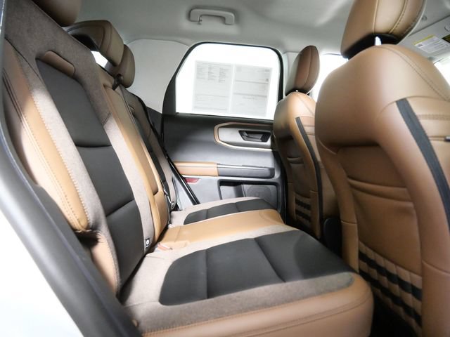 Certified 2025 Ford Bronco Sport Outer Banks w/ Outer Banks Tech Package+ AWD/4WD image 13
