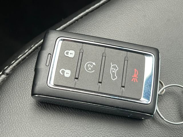 Used 2024 Jeep Grand Cherokee L Limited image 39