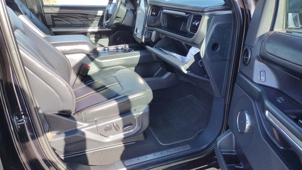 Certified 2024 Ford Expedition Max Platinum AWD/4WD image 20