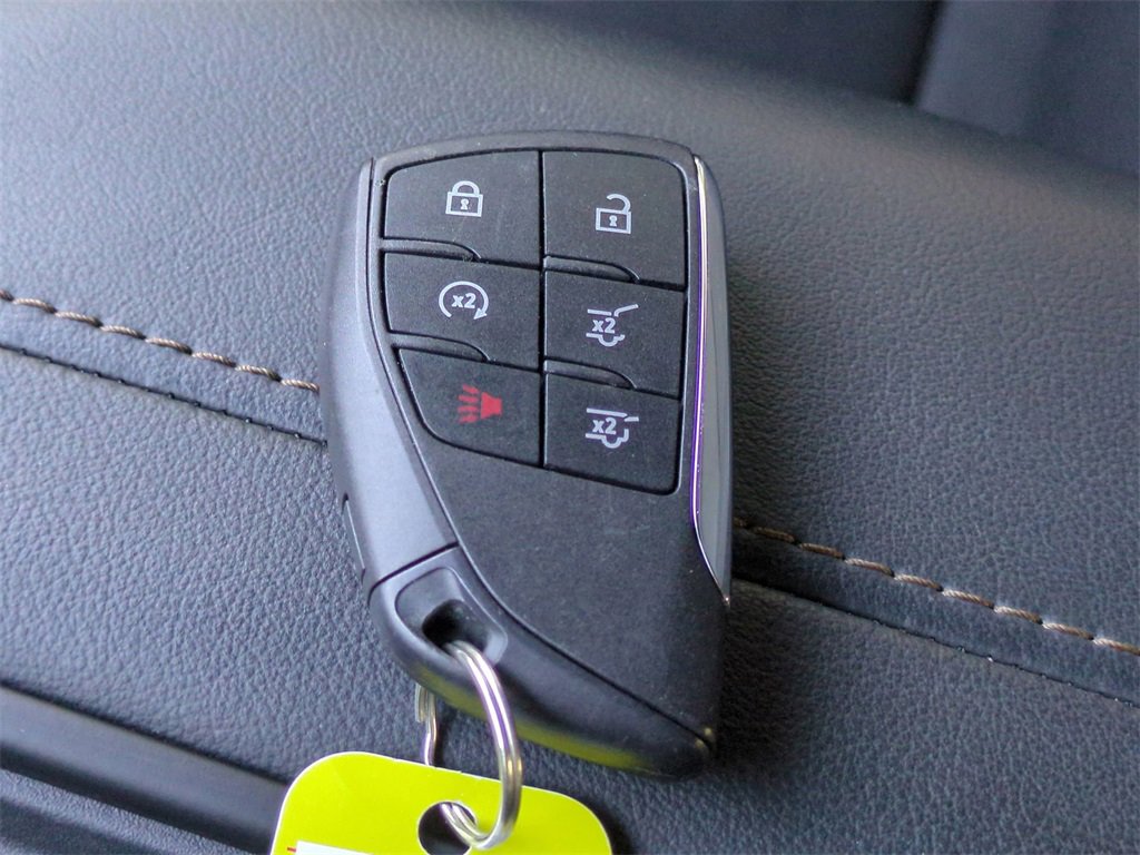 Used 2023 Chevrolet Tahoe High Country w/ Advanced Technology Package image 30