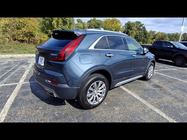 Used 2019 Cadillac XT4 Premium Luxury w/ Cold Weather Package AWD/4WD image 8