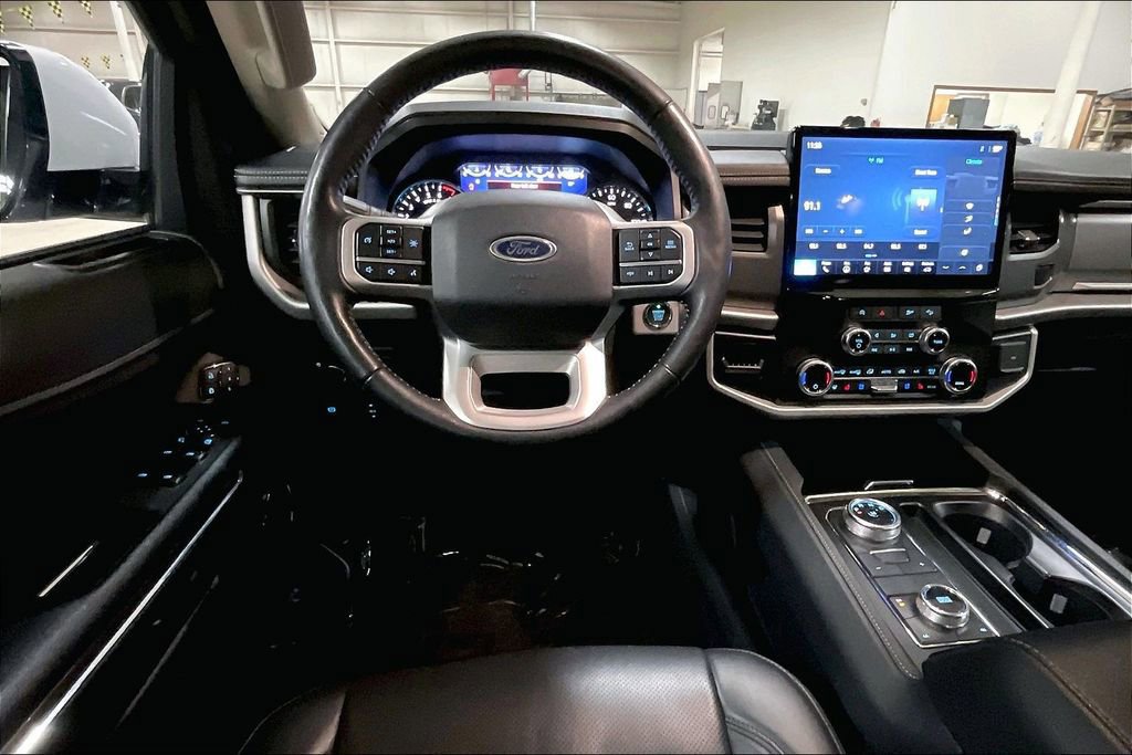 Certified 2024 Ford Expedition Max XLT image 7