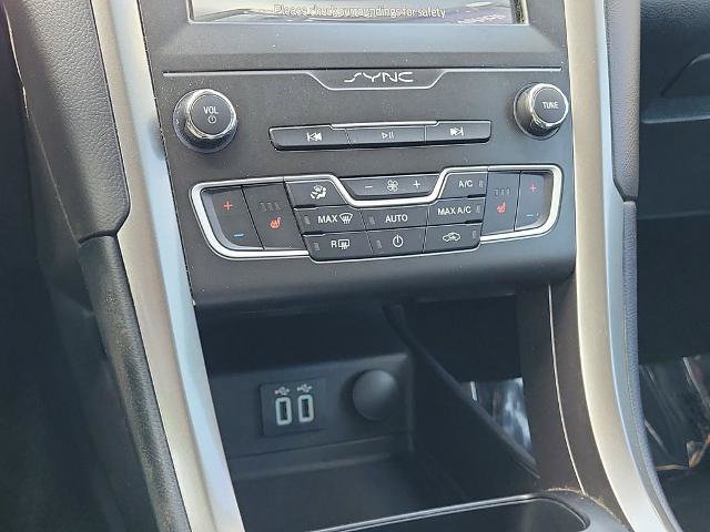 Certified 2020 Ford Fusion SEL FWD image 29