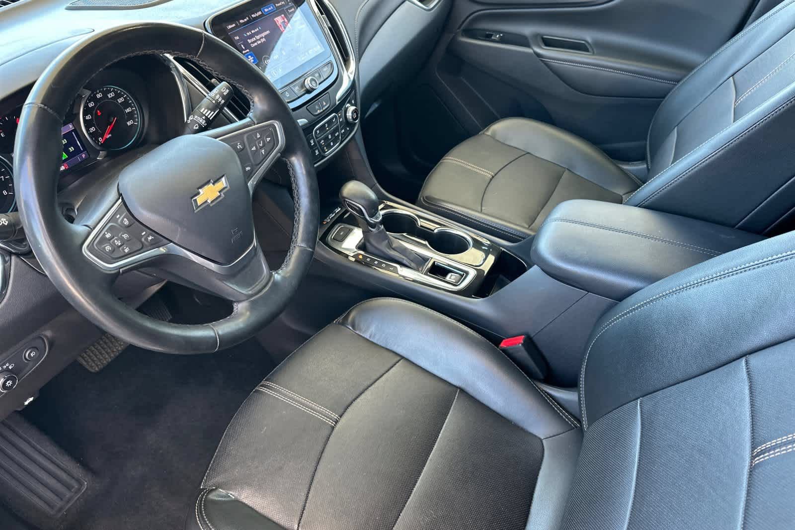 Used 2023 Chevrolet Equinox Premier AWD/4WD image 11