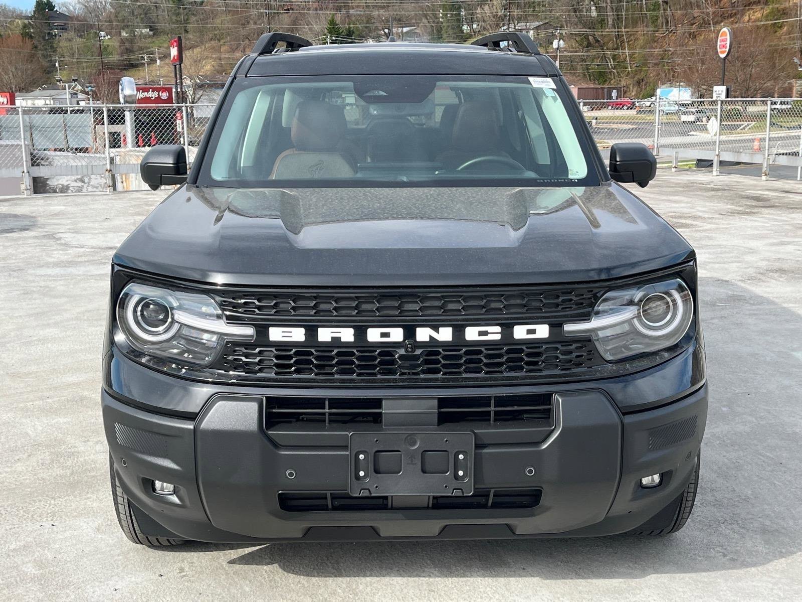 Certified 2025 Ford Bronco Sport Outer Banks w/ Outer Banks Tech Package+ AWD/4WD image 5