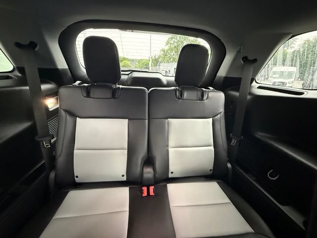 Certified 2023 Ford Explorer XLT w/ Equipment Group 202A AWD/4WD image 19