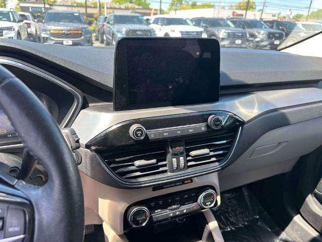 Certified 2021 Ford Escape Titanium AWD/4WD image 28