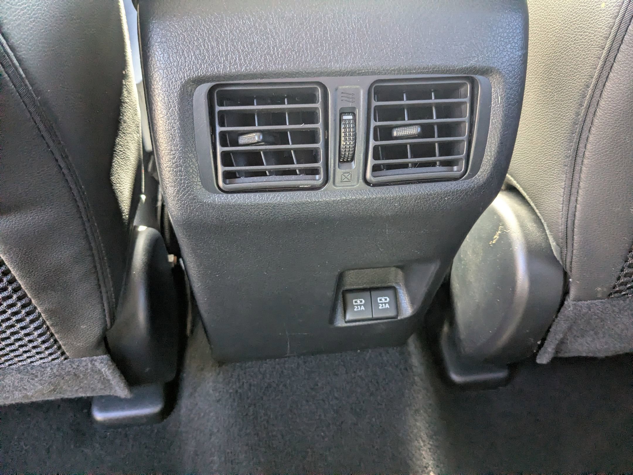 Used 2021 Toyota 4Runner Venture w/ Moonroof Package image 30