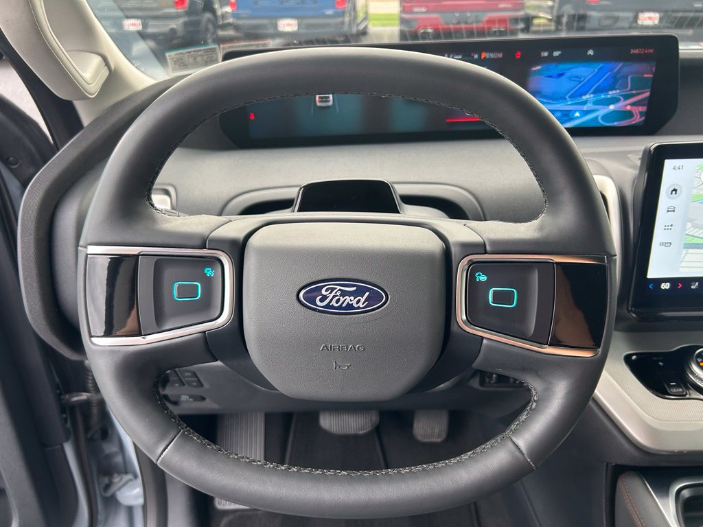 Certified 2025 Ford Expedition Active AWD/4WD image 15