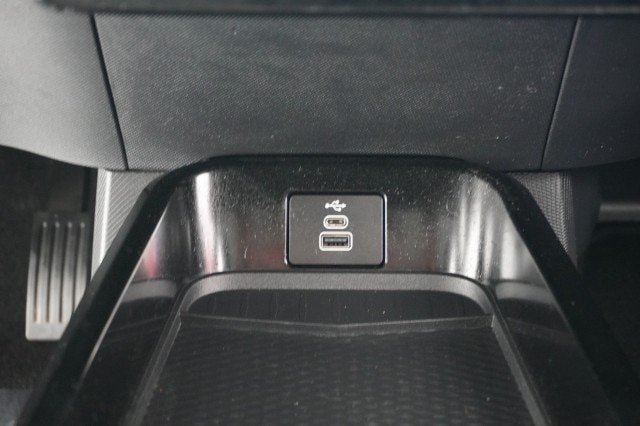 Certified 2025 Ford Mustang Mach-E Select RWD image 24