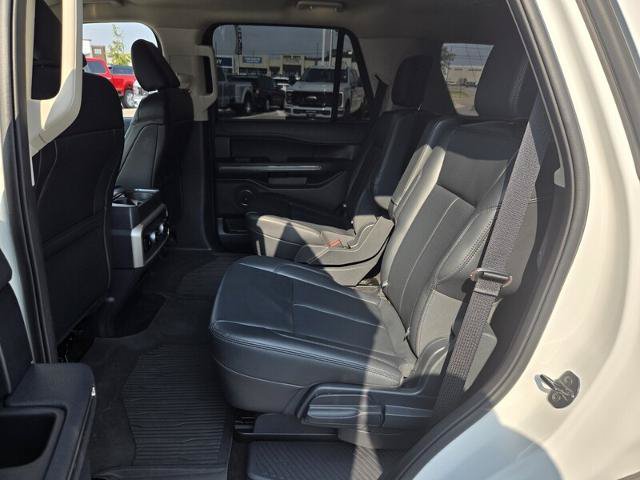 Certified 2023 Ford Expedition XLT AWD/4WD image 13