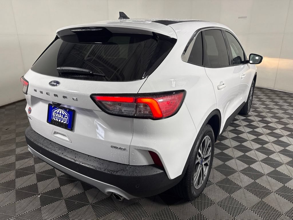 Certified 2022 Ford Escape SEL AWD/4WD image 10