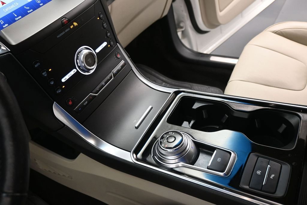 Certified 2020 Ford Edge Titanium FWD image 17