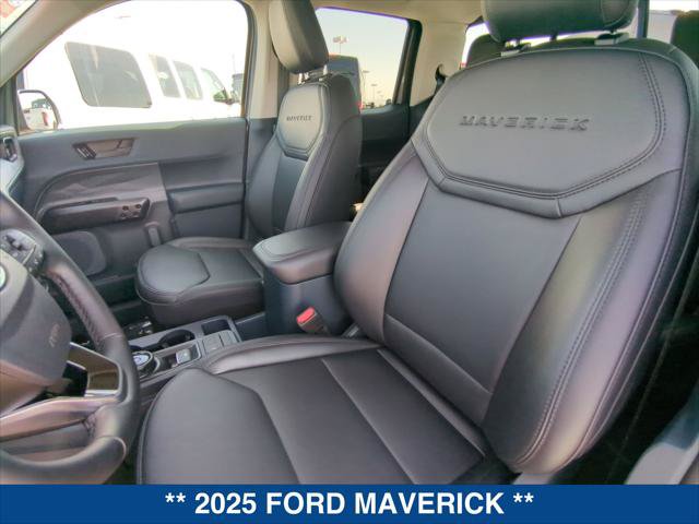 Certified 2025 Ford Maverick Lariat w/ Black Appearance Package AWD/4WD image 19