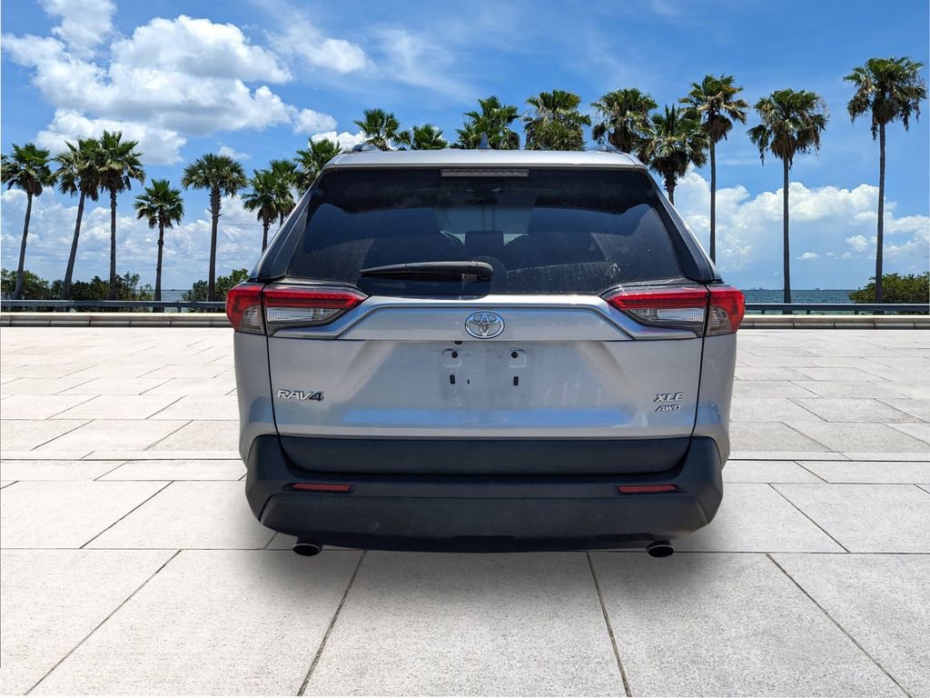 Used 2022 Toyota RAV4 XLE w/ Convenience Package image 6