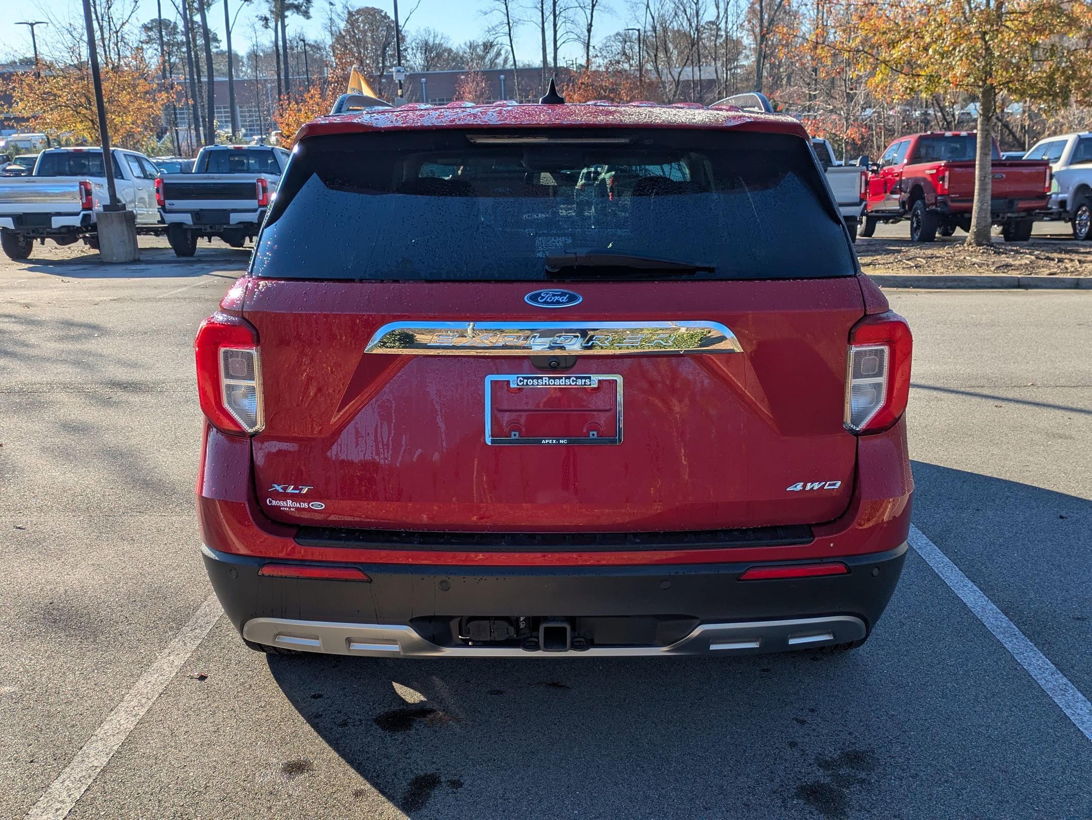 Certified 2022 Ford Explorer XLT w/ Equipment Group 202A image 5