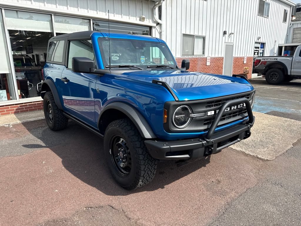 Certified 2022 Ford Bronco Black Diamond AWD/4WD image 3
