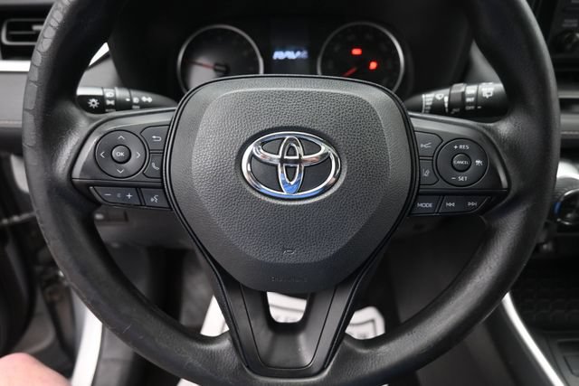 Used 2019 Toyota RAV4 XLE w/ All Weather Liner Package AWD/4WD image 14