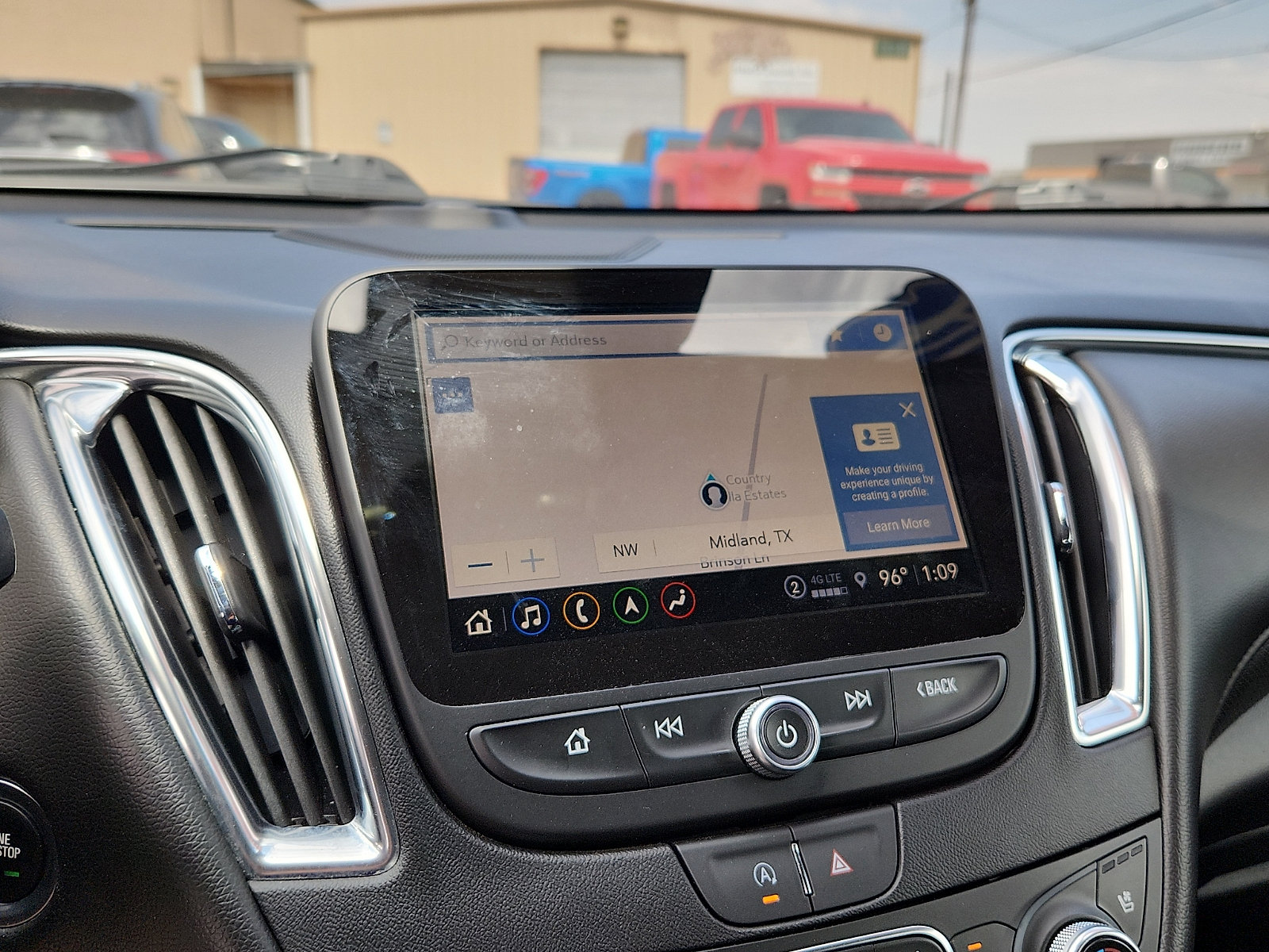 Used 2024 Chevrolet Malibu LT FWD image 12
