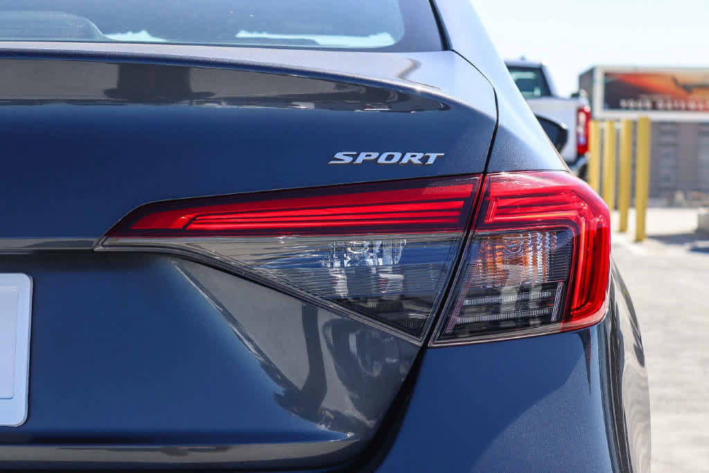 Used 2023 Honda Civic Sport image 9