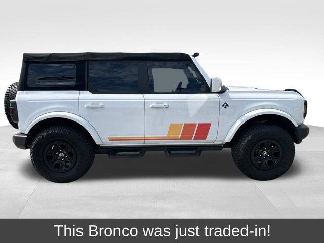 Certified 2022 Ford Bronco Outer Banks AWD/4WD image 1