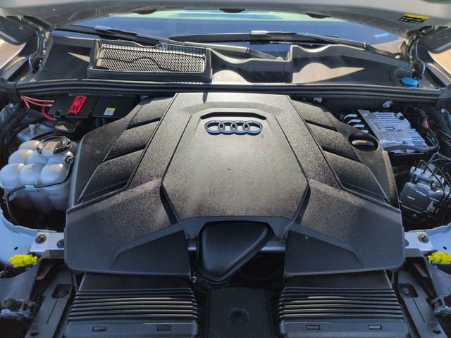 Used 2024 Audi Q7 3.0T Premium Plus AWD/4WD image 33