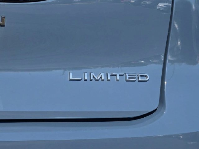 Used 2026 Toyota Crown AWD/4WD image 32