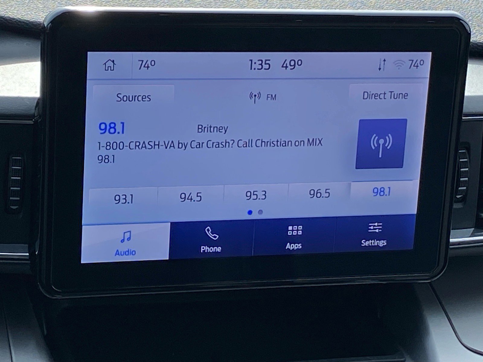 Certified 2022 Ford Explorer XLT w/ Equipment Group 202A image 10