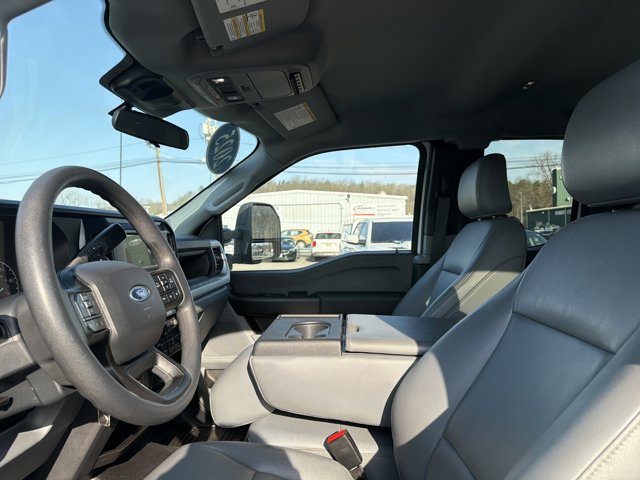 Certified 2025 Ford F250 XL w/ XL Chrome Package AWD/4WD image 11