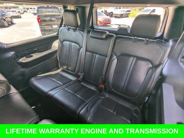 Used 2024 Jeep Wagoneer L Series II w/ Flexible Seating Group RWD image 16