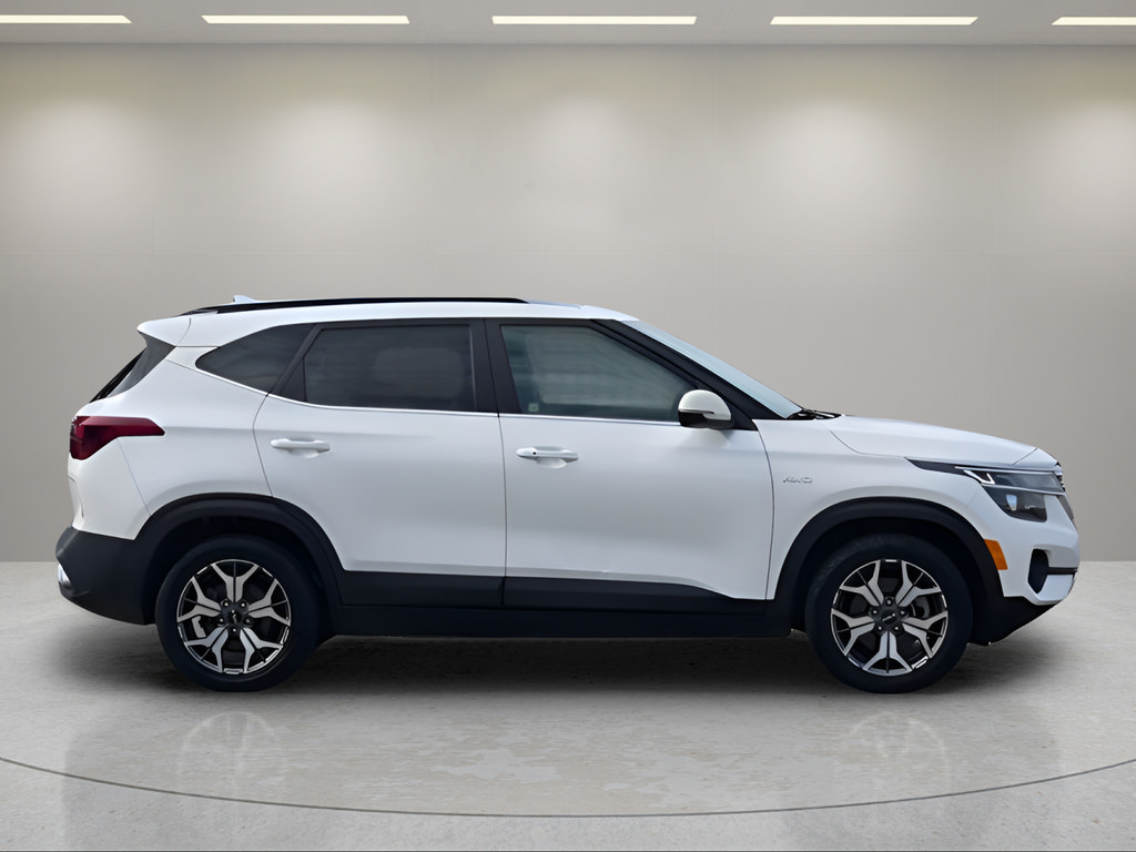 Used 2022 Kia Seltos EX AWD/4WD image 11