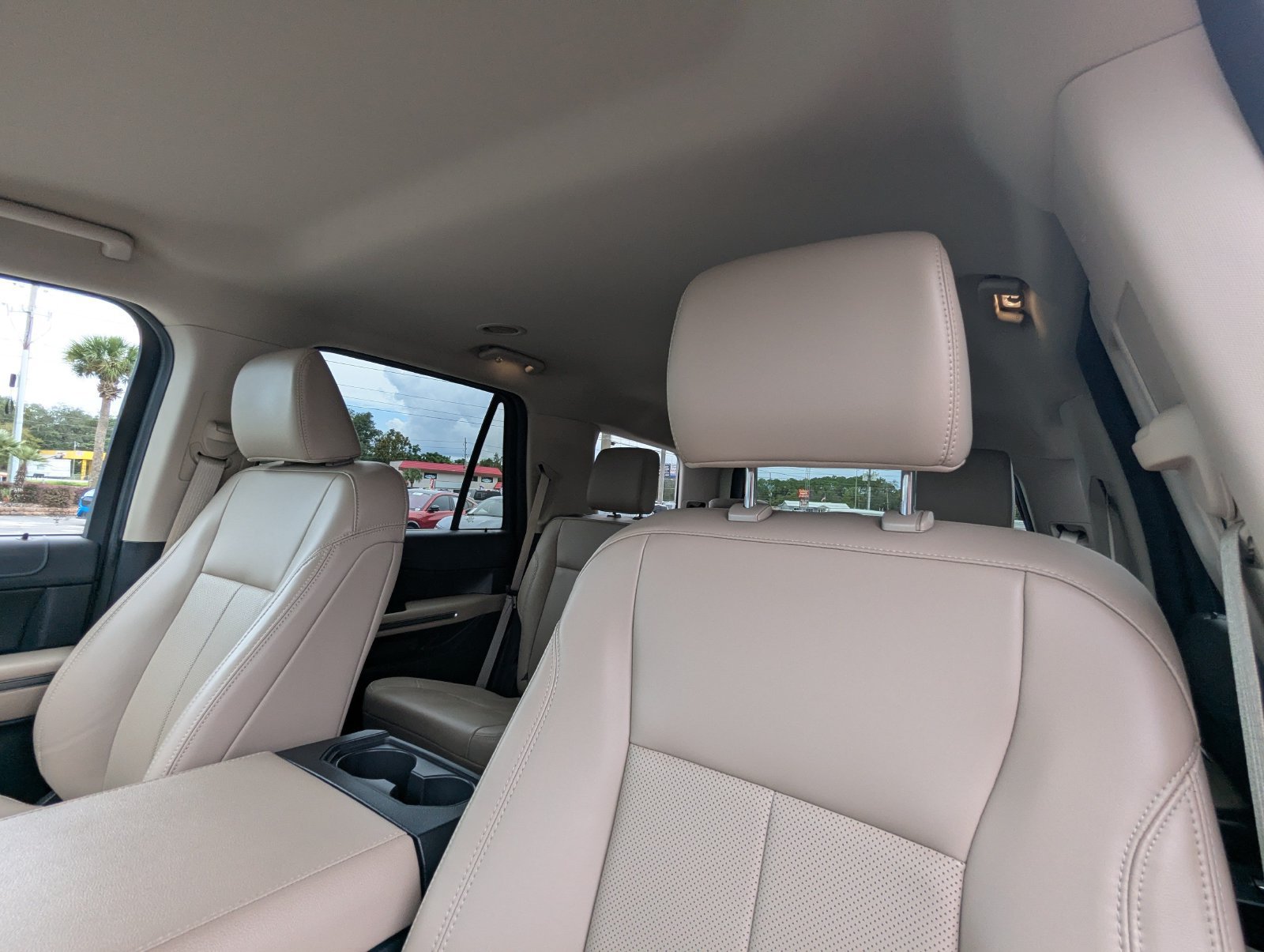 Certified 2023 Ford Expedition XLT RWD image 29