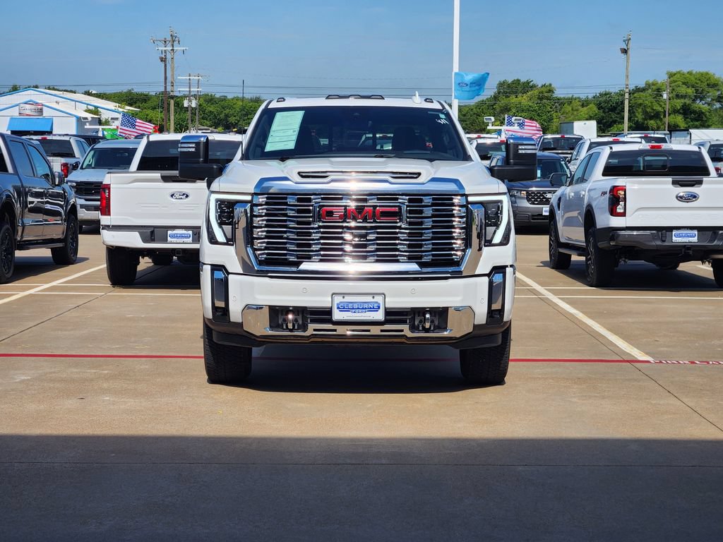 Used 2024 GMC Sierra 2500 Denali w/ Denali Reserve Package AWD/4WD image 2