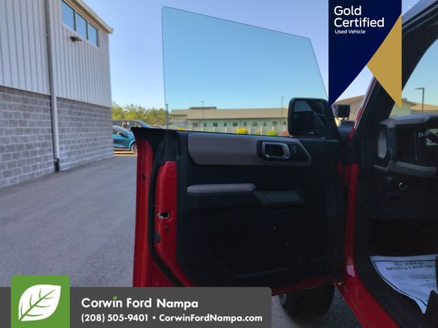 Certified 2022 Ford Bronco Wildtrak AWD/4WD image 12