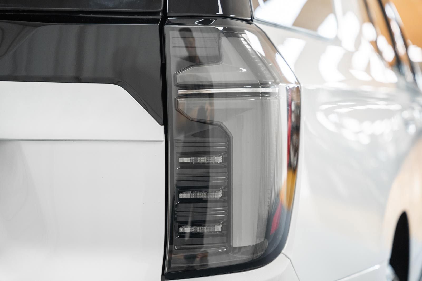 Used 2025 Chevrolet Tahoe Premier w/ Sun And Tow Package image 19