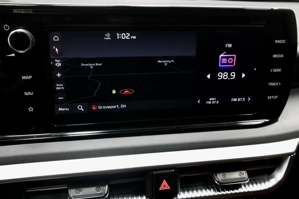 Used 2023 Kia K5 GT-Line image 11