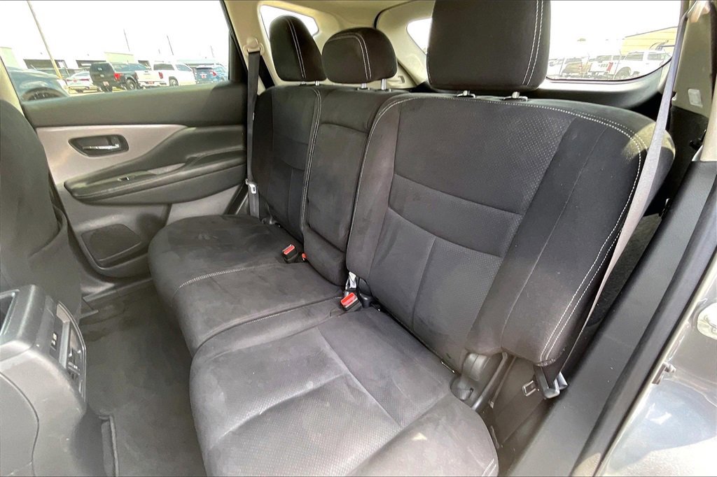Used 2023 Nissan Murano S image 19