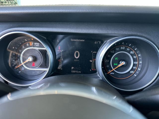 Used 2018 Jeep Wrangler Unlimited Sahara AWD/4WD image 16