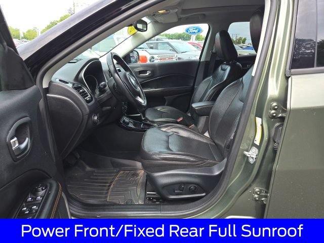 Used 2018 Jeep Compass Limited w/ Navigation Group AWD/4WD image 19