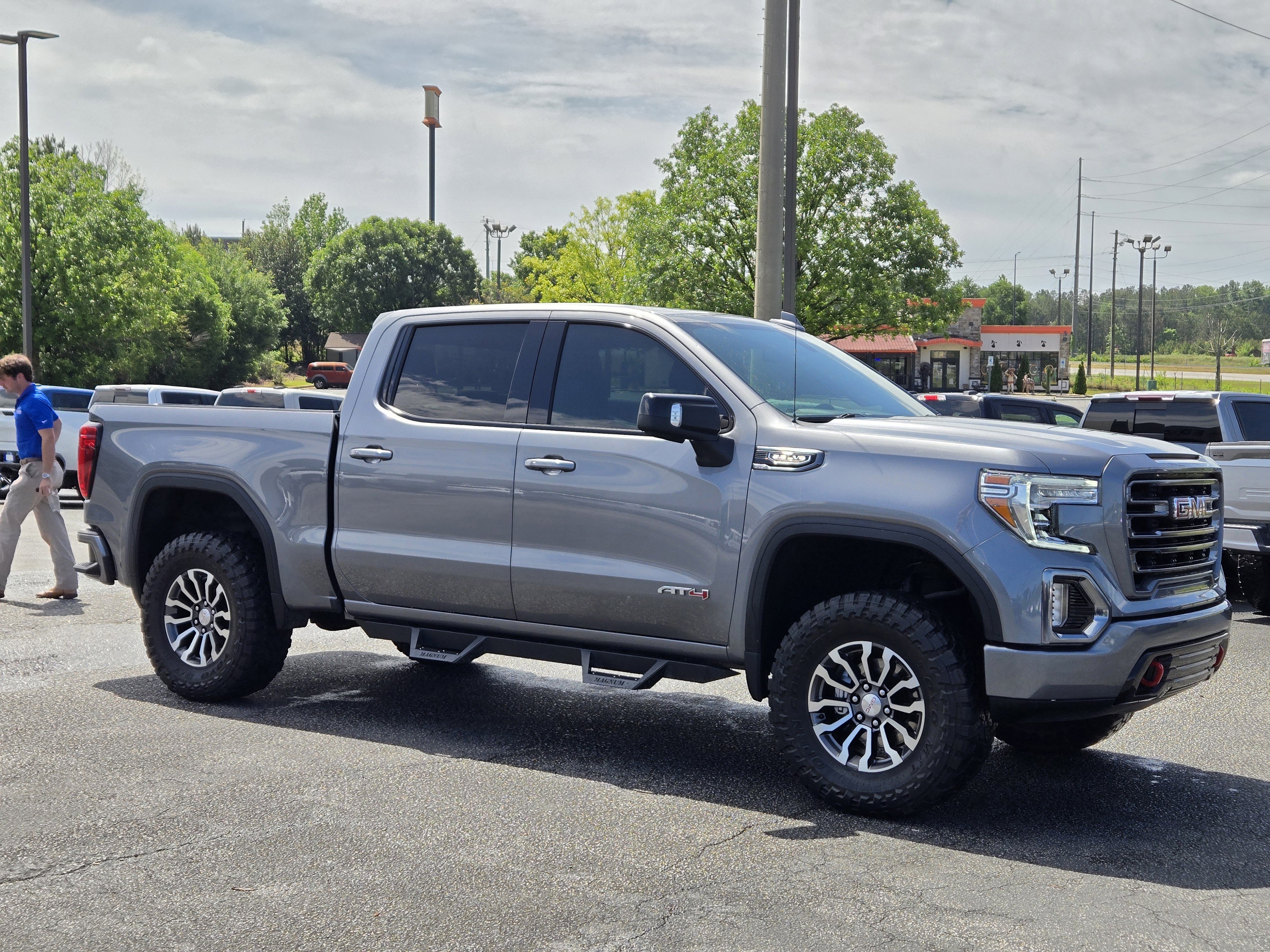 Used 2021 GMC Sierra 1500 AT4 AWD/4WD image 6