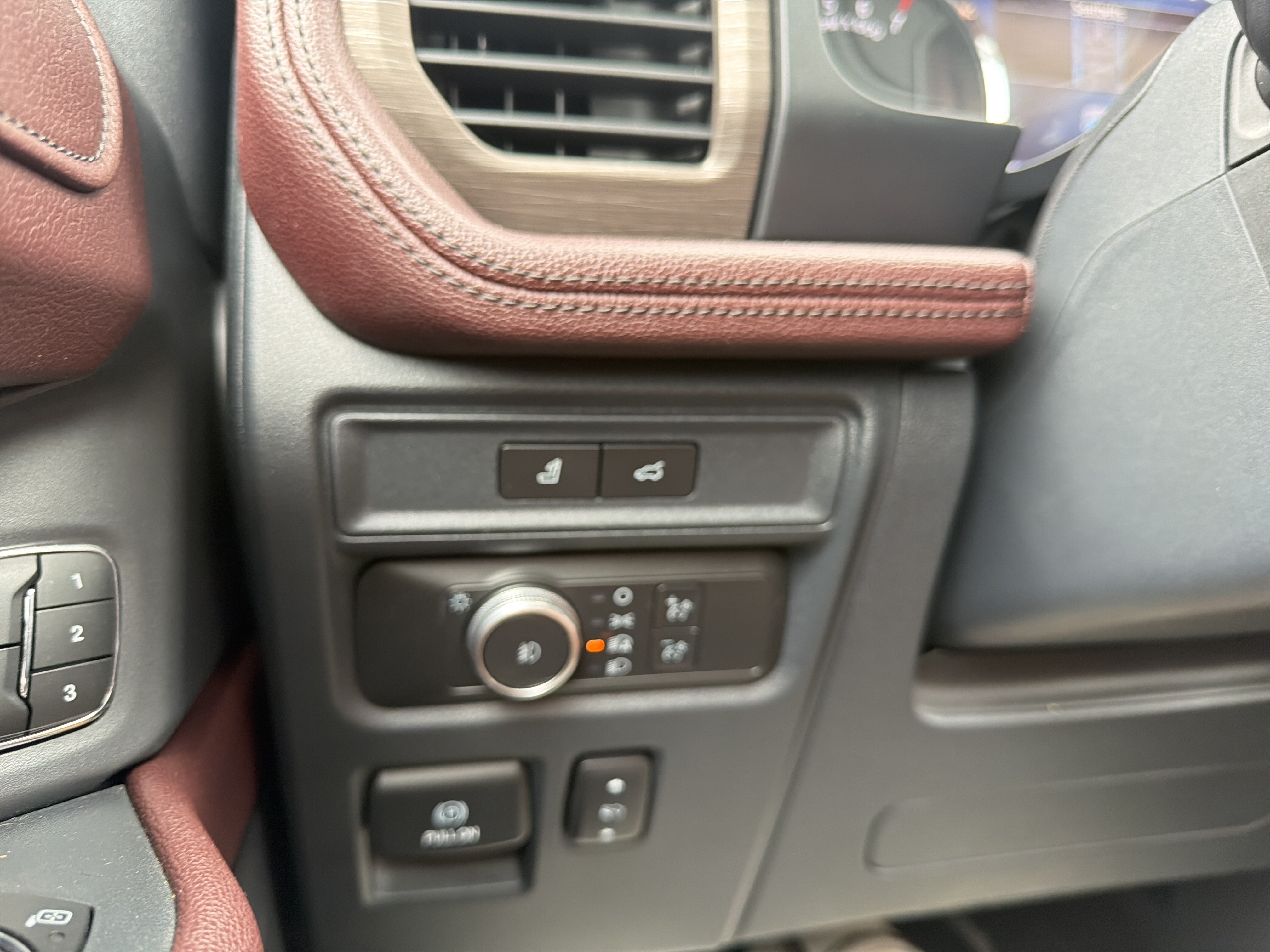 Certified 2022 Ford Expedition Max Limited AWD/4WD image 33
